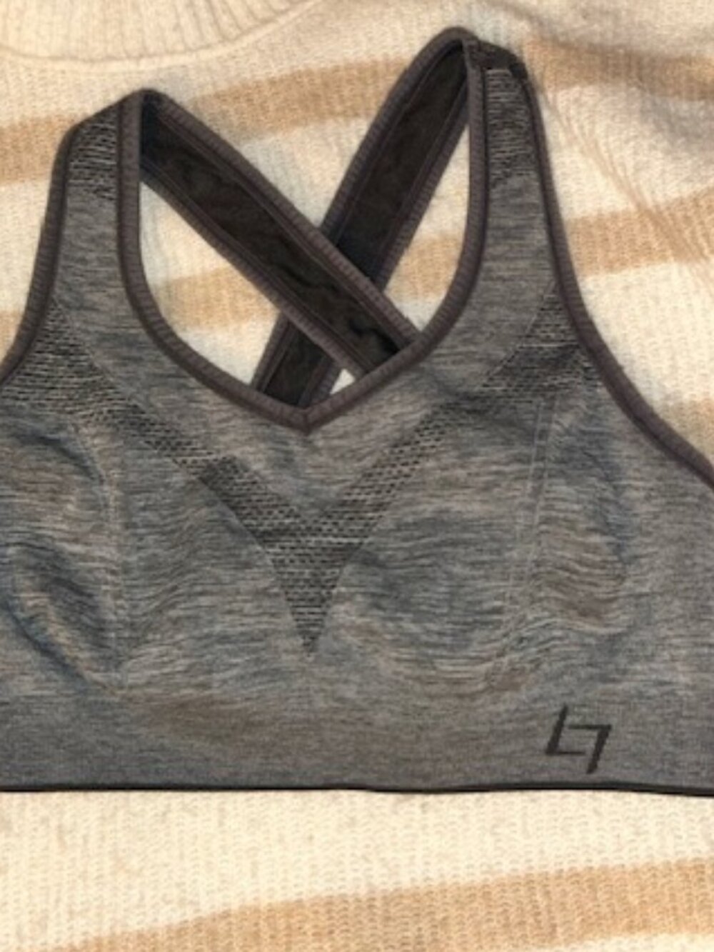 size medium Bra womens underwear sports bra  gray